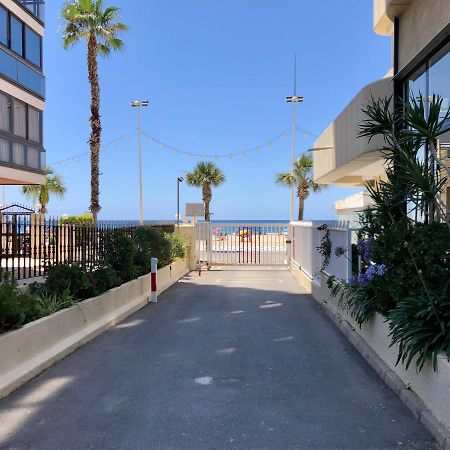 Apartamento Apartamento Torre Levante, primera línea de playa Benidorm Exterior foto